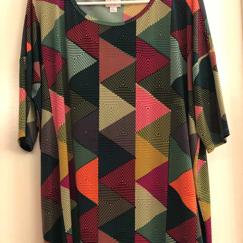 Gorgeous LuLaRoe L Irma